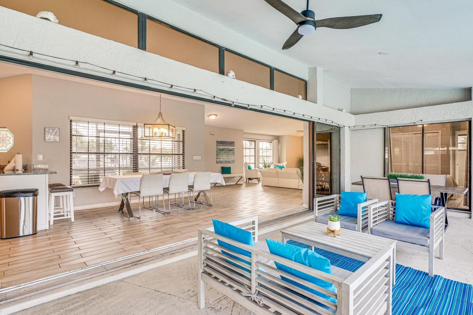 Cape Coral Home With Heated Pool, Dock And Gulf Access Exterior photo