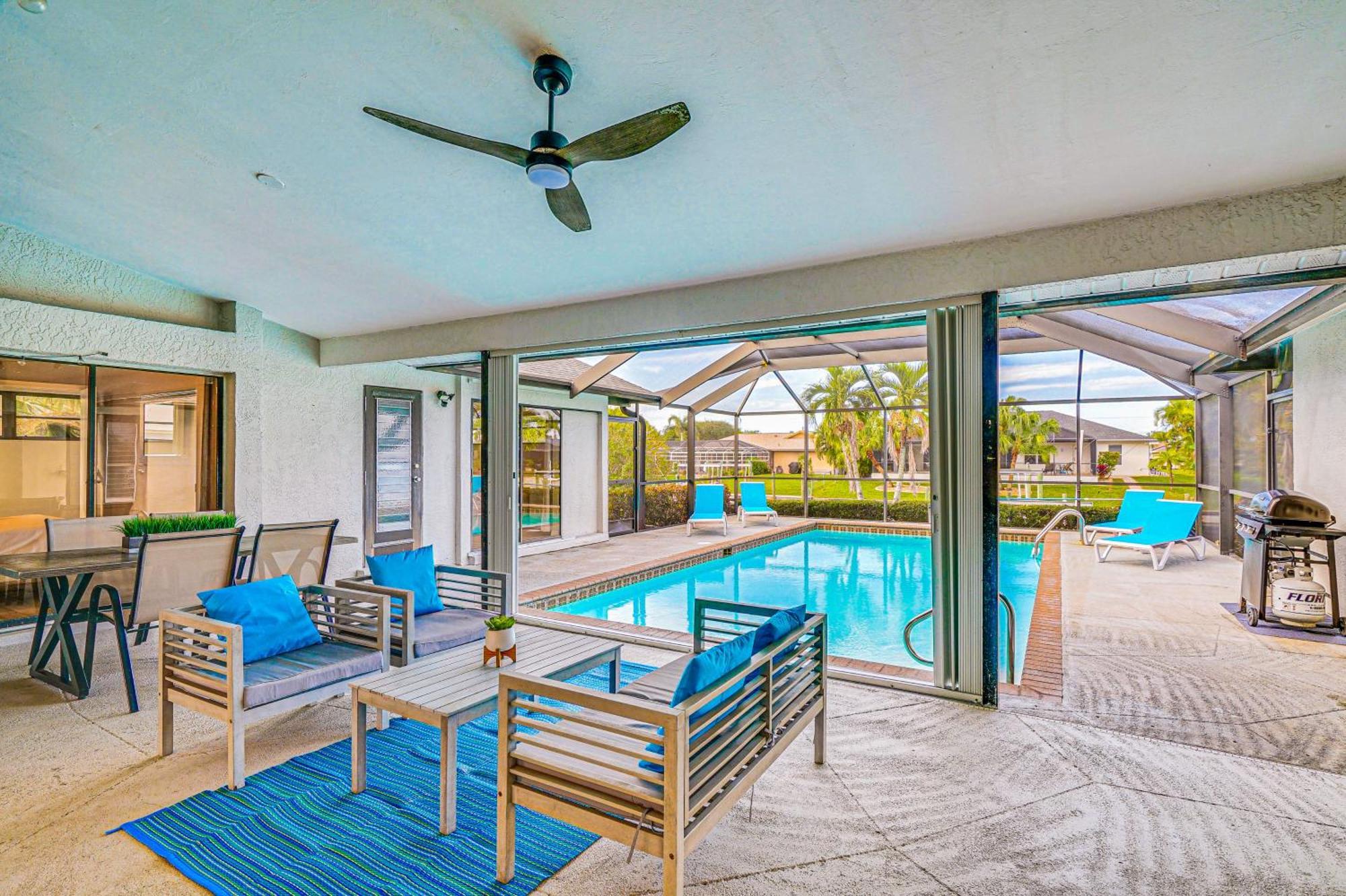 Cape Coral Home With Heated Pool, Dock And Gulf Access Exterior photo